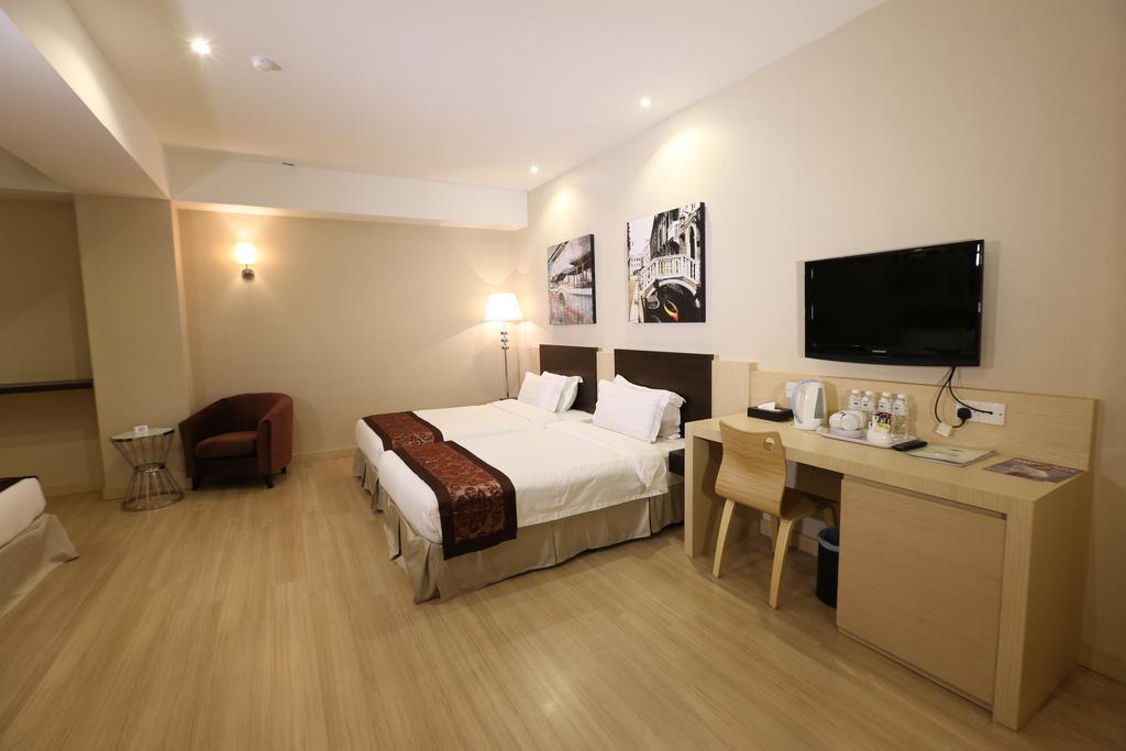 Ideals Hotel Melaka Exterior photo